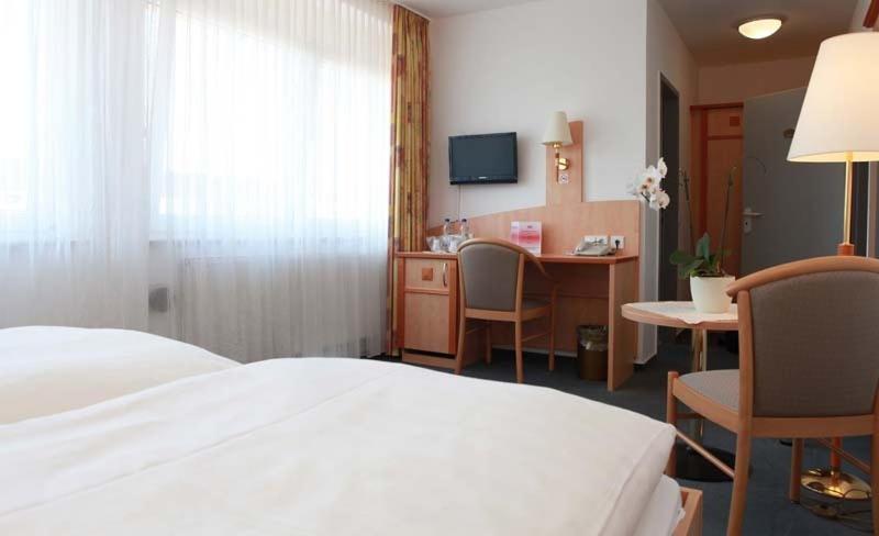 Hotel Wetterau Wölfersheim Zimmer foto